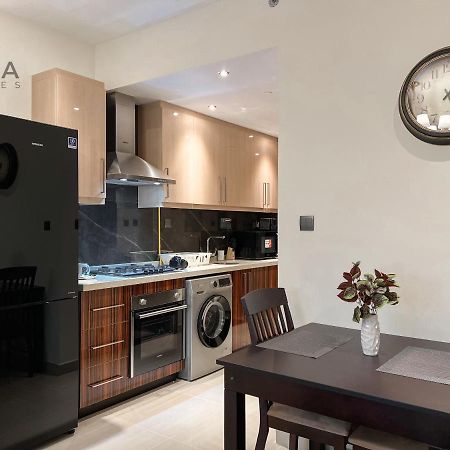 Mira Holiday Homes - Lovely Studio With Burj Khalifa View Dubai Exterior foto